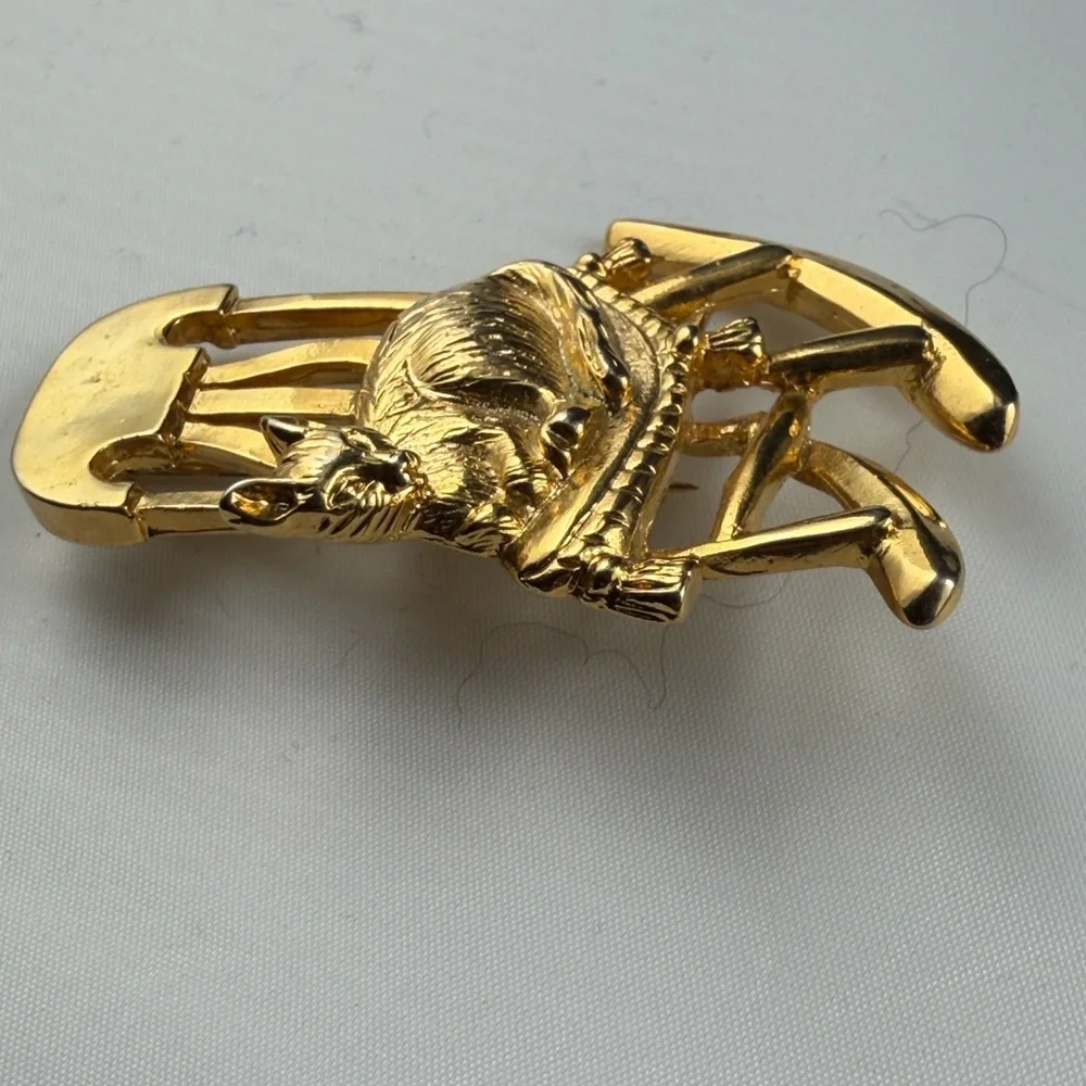 Vintage‎ cat on rocking chair GRA brooch pin gold tone